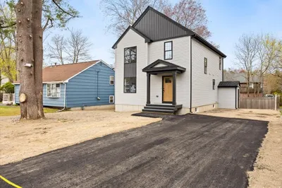 33 Glendale Ave 1