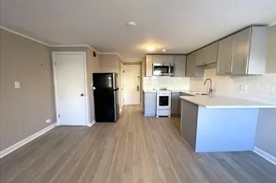 31 Western Ave #11