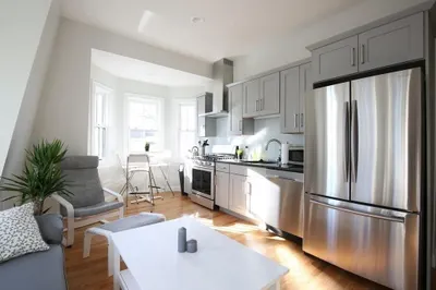 20 George St #2L