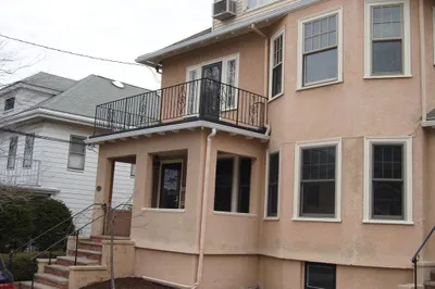 141 Winsor Ave #2
