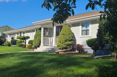 138 Bourn Avenue 1