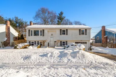56 Greenleaf Cir