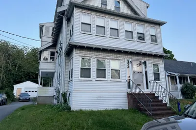 92 E Water St 1