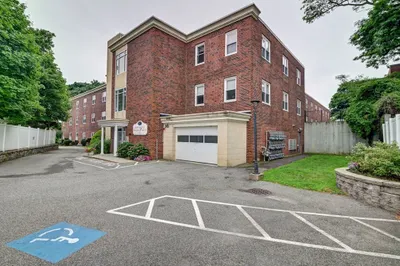 145 Hancock St #309 1
