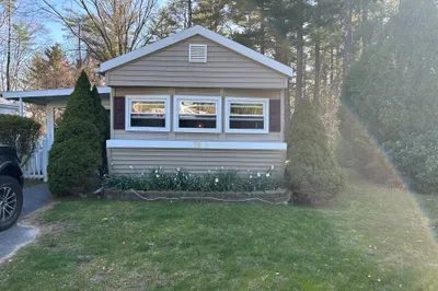 70 Redwood Dr