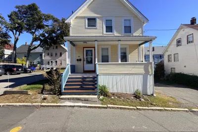 32 Harding Ave 1