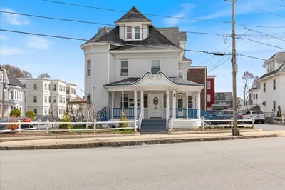 18 Winthrop Ave 1