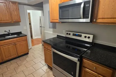77 Green St #1