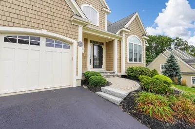 10 Adams Farm Rd #10 1