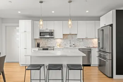 52 Fisher Avenue #302 1