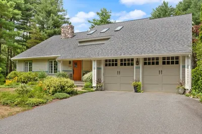 325 Peakham Rd 1
