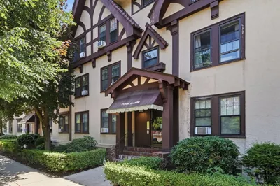 1722 Commonwealth Ave #1 1