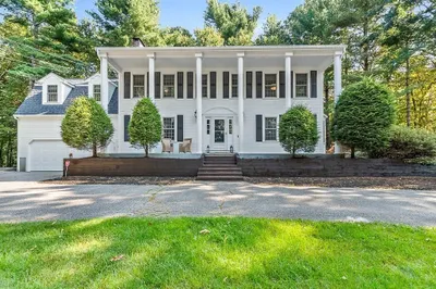 18 Hayden Dr 1
