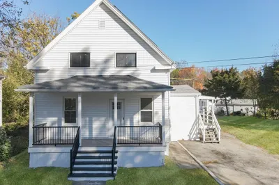 21 Irving St