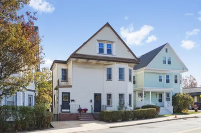 168-168a Main St
