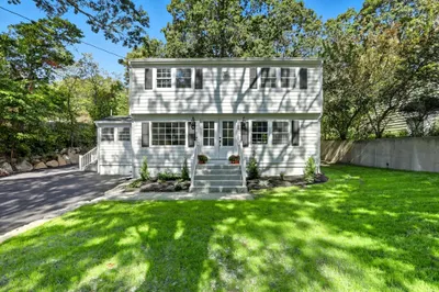30 Atlantic St 1
