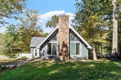 4 Redstone Hill Rd
