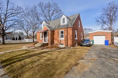 4 Silas St 1