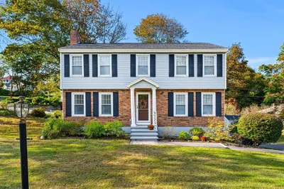 2 Arbor Glen Lane 1