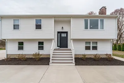 76 Squire Drive 1