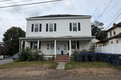 40 Chelmsford St #1 1