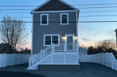 317 Plymouth Ave Winter Rental Ave 1