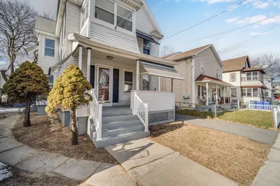50 Home St 1