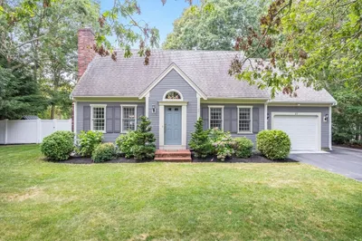 27 Dogwood Drive 1