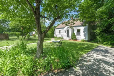 152 Southbridge Rd