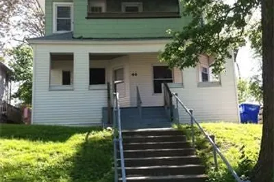 44 Belmont Ave 1