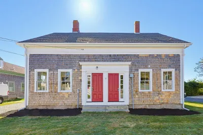 32 Church St 1