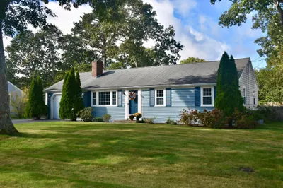 67 Diane Ave 1