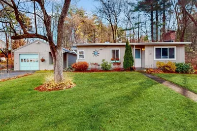 49 Riley Rd