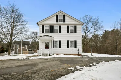 10 Pleasant Street 1