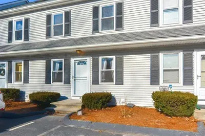 21 Milk St #3 1