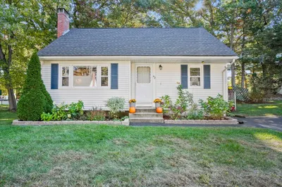 62 Horseshoe Drive 1