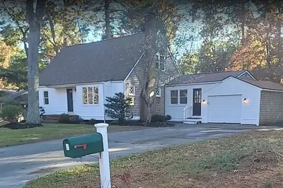 2 Westerly Ave