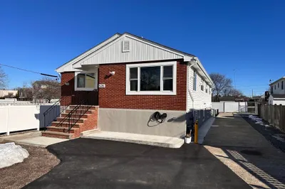 535 Washington Ave #1 1