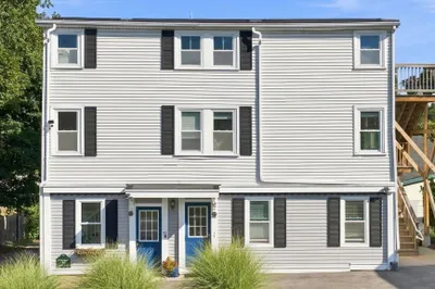4 Farragut Rd #2 1