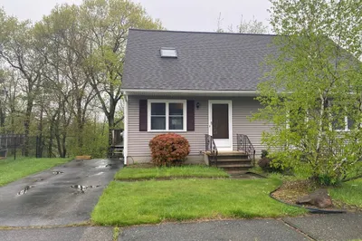 17 Timrod Dr #A