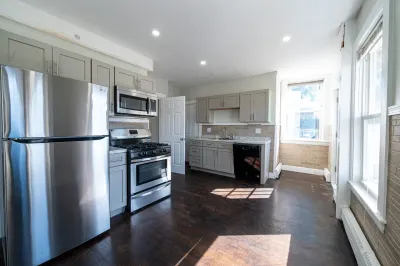 7 Cherry St #1 1