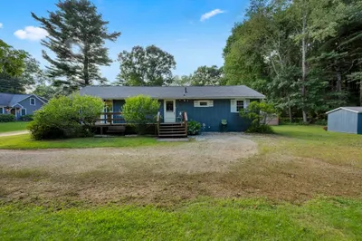 8 Shore Dr