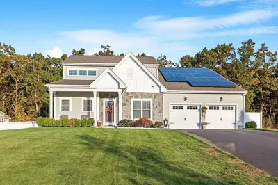 50 Brady Ct 1