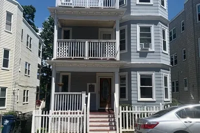 52 Percival St #3