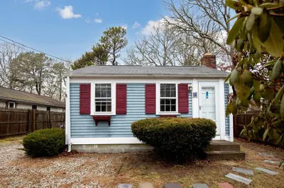 52 Nauset Rd