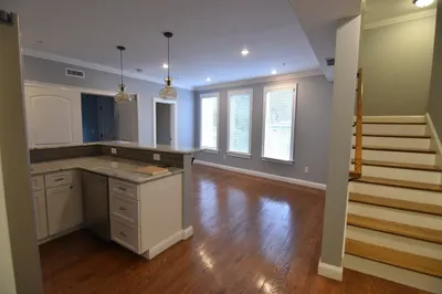 38-42 Hyde Park Avenue #6