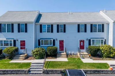 2697 Cranberry Hwy #33 1