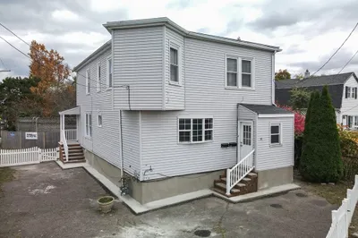 838 North Shore Road