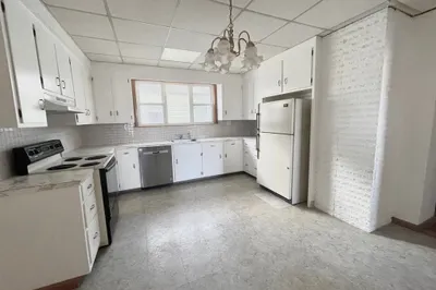 470 Western Ave #2