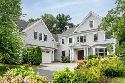 88 Woodbine Circle 1